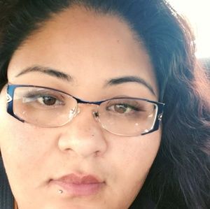 Meet your Posher, Frances